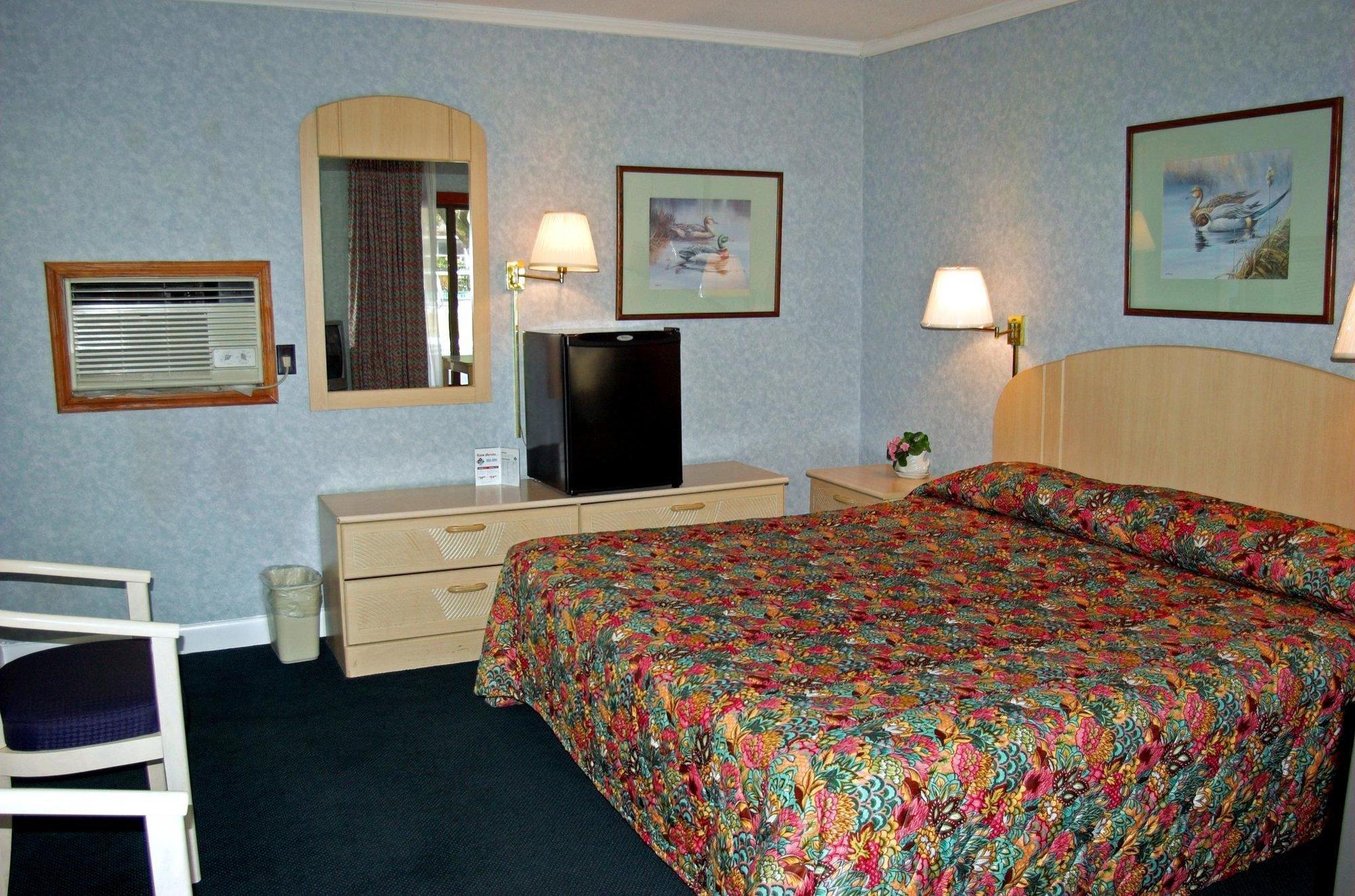 ווילמינגטון The Carolinian Inn מראה חיצוני תמונה